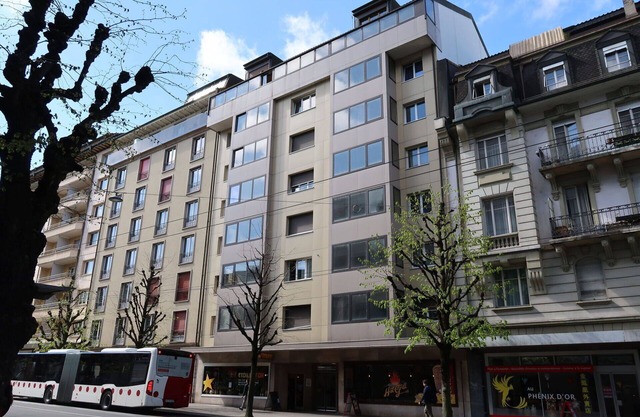 Hermoso apartamento para 4 personas con WIFI, TV y patio