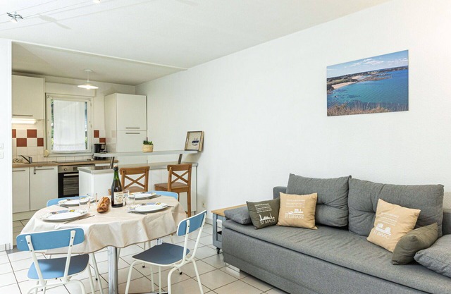 Hermoso apartamento para 4 personas con WIFI, TV, terraza y aparcamiento