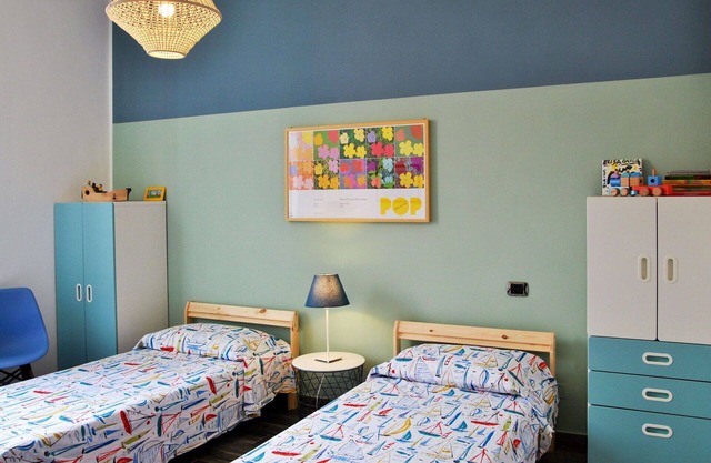 Acogedor apartamento para 4 personas con A/C, WIFI, terraza, mascotas permitida y aparcamiento