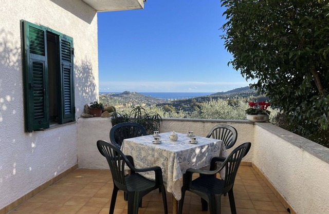 Bonito apartamento con A/C, WIFI, TV, terraza, mascotas permitida y vista panorámica