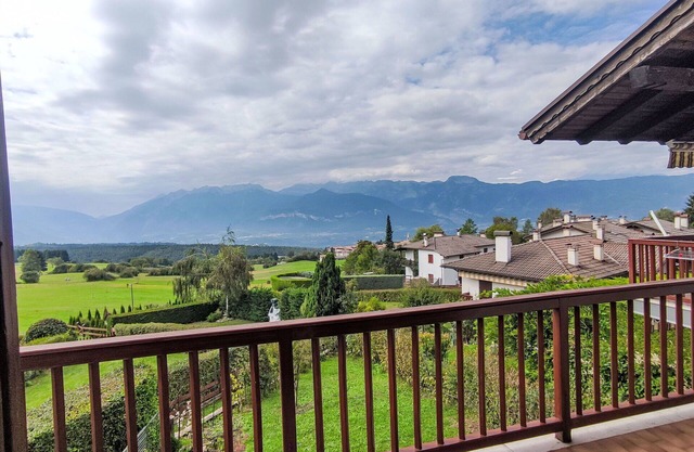 Bonito apartamento para 5 personas con WIFI, TV, terraza y aparcamiento