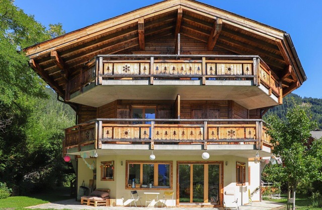 Bonito apartamento para 6 personas con bañera de hidromasaje, WIFI y balcón