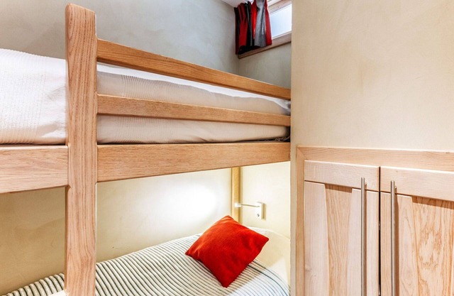 Precioso apartamento para 6 personas con WIFI, TV y balcón