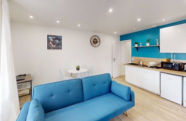 Cosy Blue Lagoon Apartment Melun Riverside