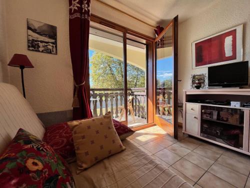 Cosy T2 au calme, proche centre et skibus, garage souterrain, balcon, TV, équipement complet - FR-1-624-90