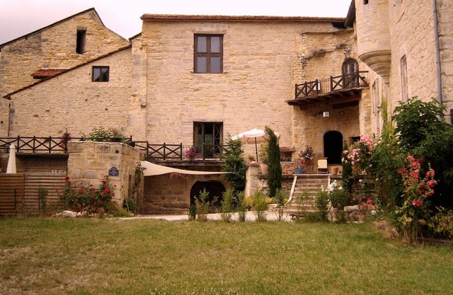 Cottage 200m2 para 8/12 personas en el castillo de st chamarand