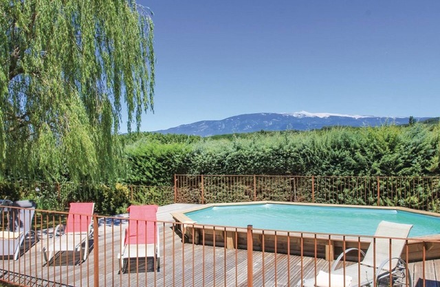 Gite en Mormoiron, en el campo, cerca de Bedoin y del Mont Ventoux.