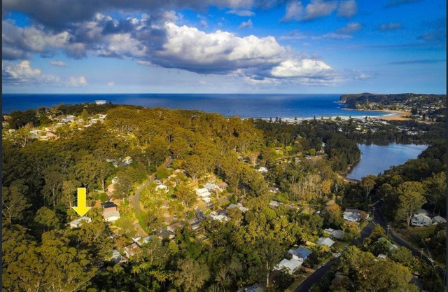 Cabaña cerca de la playa de surf con jardín privado y vistas al monte
