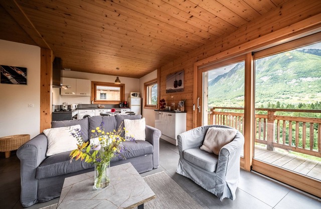 Casita de campo "Côté Giffre" con vistas al lago, terraza privada y Wi-Fi