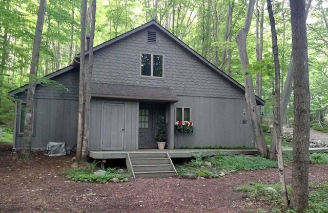 Cottage en Schuss Village en dos acres en un entorno boscoso