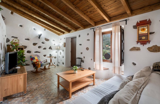 Casa rural 'El Balcón De Petra' con vistas al mar, terraza privada y Wi-Fi
