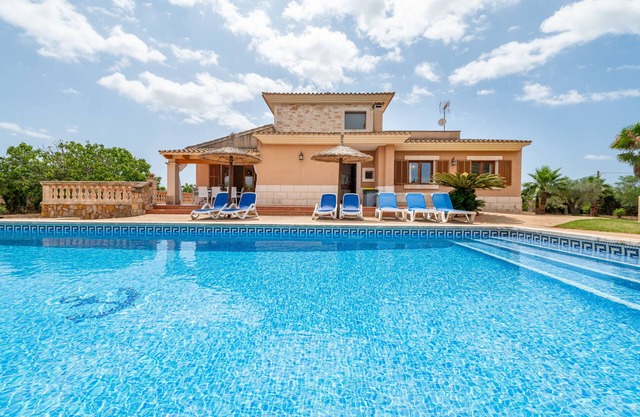 Casa de campo 'Sa Gravera De Sa Barrala' con piscina privada, Wi-Fi y aire acondicionado