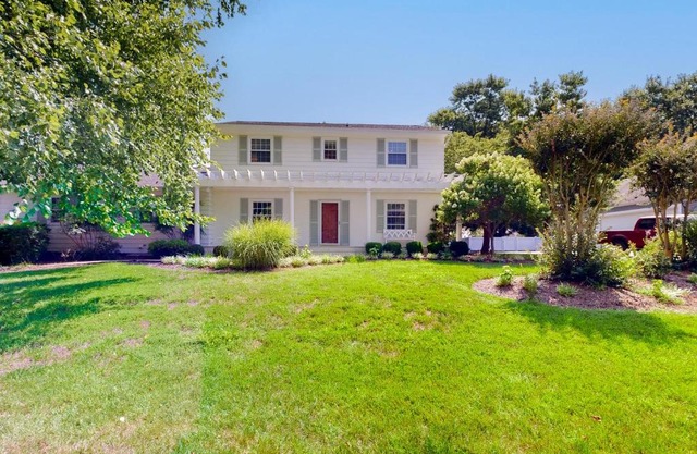 Country Manor Estates - 22 Manor Dr