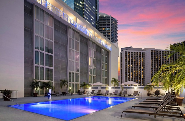 Courtyard by Marriott Miami Downtown