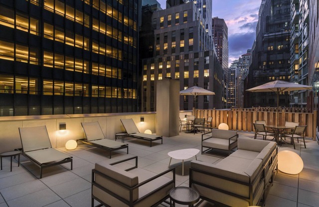 Courtyard by Marriott New York Downtown Manhattan/Financial District