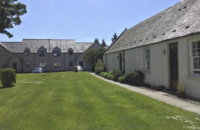 Courtyard Cottage Free Parking
