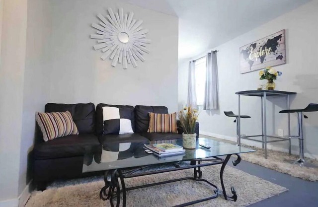 Coziest House In JAX | 3BR, 7 Minutes To Downtown