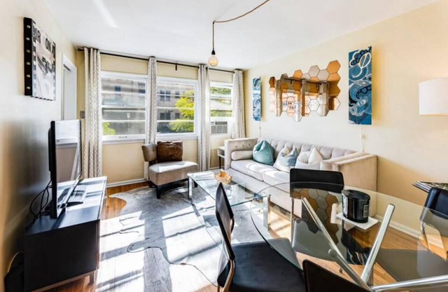 Cozy 1-Bedroom Retreat LA