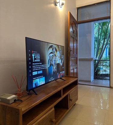 Cozy 1BR Apartment with stunning pool view