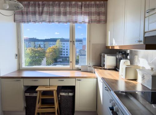 Cozy 2BR Apartment In The Center And Free Parking