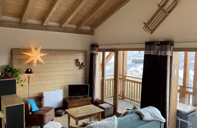 Acogedor apartamento de 3 piezas con piscina y parking en La Plagne