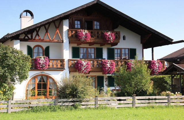 íntimo apartamento de 4 estrellas con balcón y vistas panorámicas en la Karwendel
