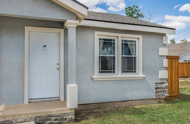 Cozy and comfy 1-bedroom home w/ washer-dryer set, located right on Rt 66
