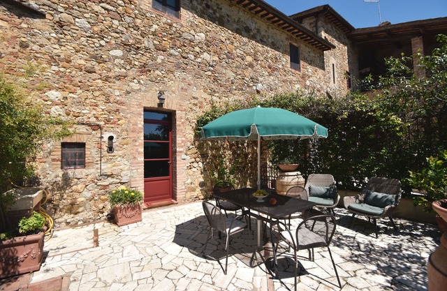 Apartamento independiente en Villa in Chianti, piscina, terraza, jardín