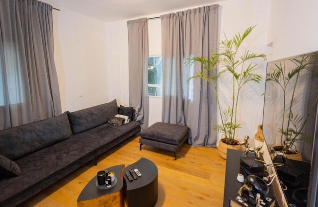 Cozy Aparment 2Bedrooms Near Center of Tel-Aviv