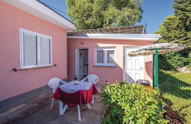 Acogedor apartamento en Kostrena con.