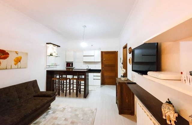 Acogedor apartamento en el centro de Gramado, tipo Studio, disfruta y vive el césped.