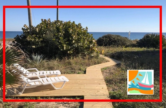 Acogedoras Casas de la Playa Bajos (Abajo) con gran vista del océano