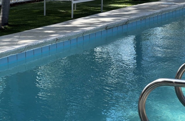 Cozy Hollywood Pool View 1Bedroom/4Guest!