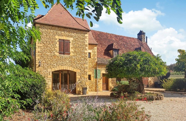 Acogedora casa en Marcillac-Saint-Quenti