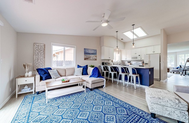 Cozy Home, Close to Ocean and Redwoods