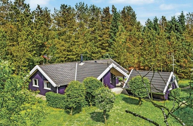 Acogedora casa en Oksbøl con sauna