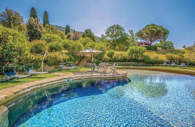Acogedora casa en Sarteano -SI- con.