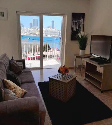 Cozy Seaview Apartment Sliema S6