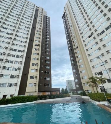 Cozy Studio in Ayala Avida CDO - Fast WIFINetflixTv