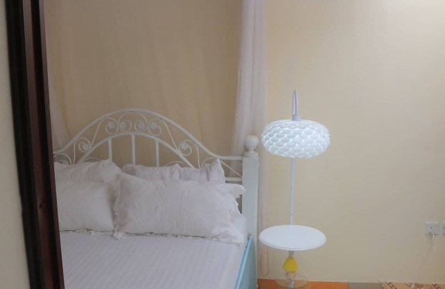 Cozy studio in excellent Kampala with AC, WiFi