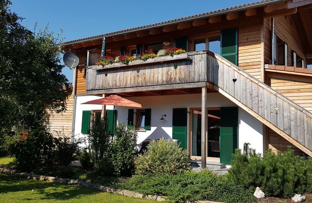 Vacaciones en la montaña en un nuevo apartamento de 3 estrellas
