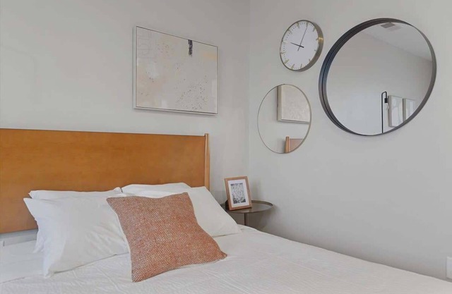 CozySuites Dream SDO, Lawrenceville