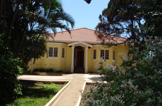 Crescent Guesthouse BnB Self Catering