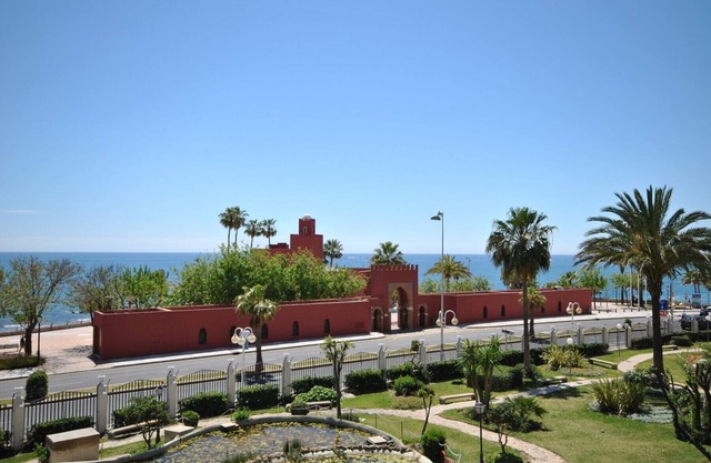 Cubo's Estudio 118 Benal Beach Sea View / primera línea de playa / wifi gratis