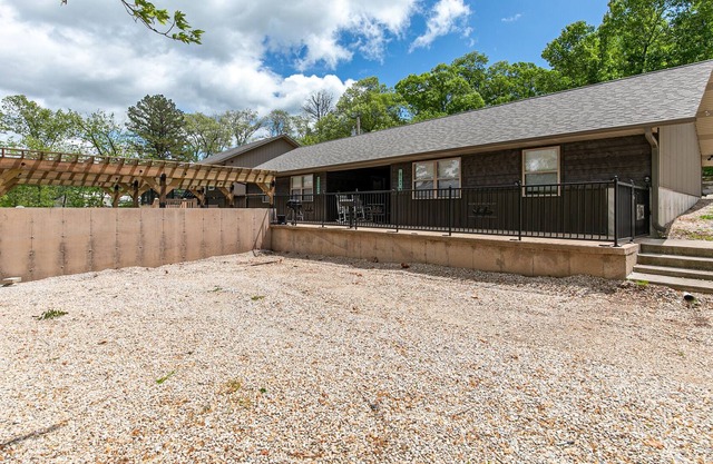 Condominio actual de cabañas de lujo de río 1
