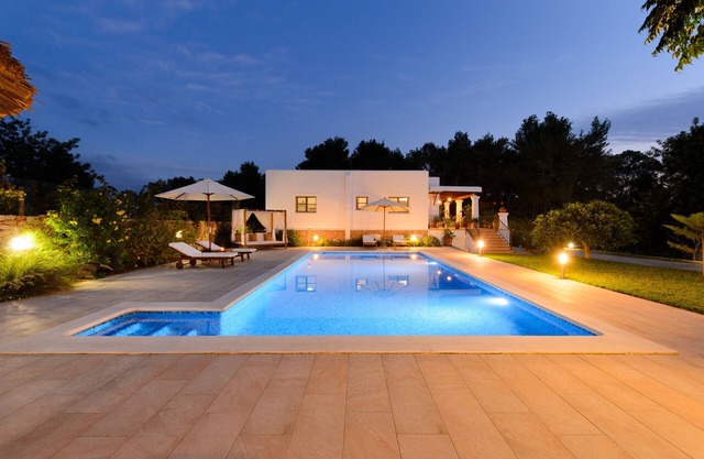 CURREU III Villa. Ibiza. Encantadora casa solo 800 metros del pueblo de Santa Gertrudis