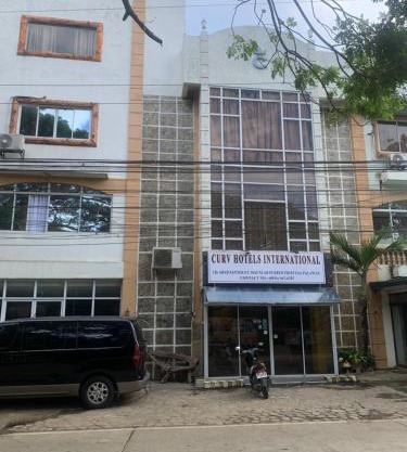 Curv Hotels minutes to Airport- Malls
