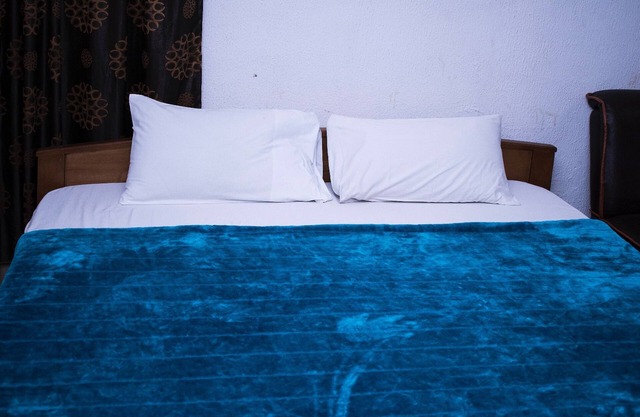 Day By Day Hotel