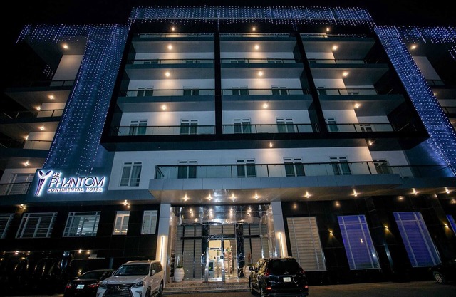 De Phantom Continental Hotel Lekki