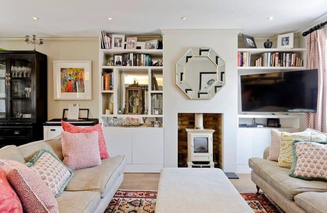 Delightful 3-Bed Bayswater House - 1 Min to tube!